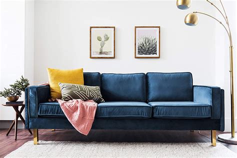 blue velvet couch decor ideas.